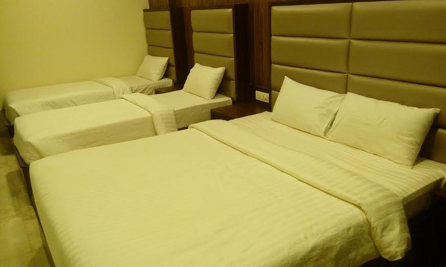 Hotel 24 Seven Nashik Εξωτερικό φωτογραφία